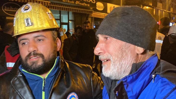 Hatay’da enkazdan kurtuldu Zonguldak’a geldi! Madenciye sarılarak teşekkür etti