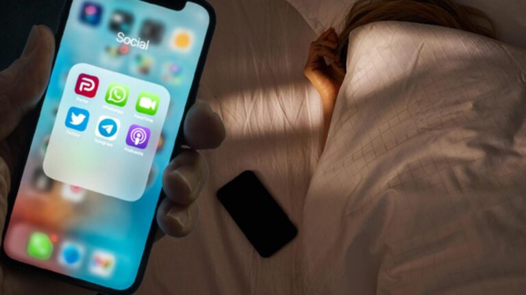 Musk ortalığı karıştırdı: WhatsApp’a güvenilmez! Kullanıcılar şokta: Siz uyurken bile kayıtta…