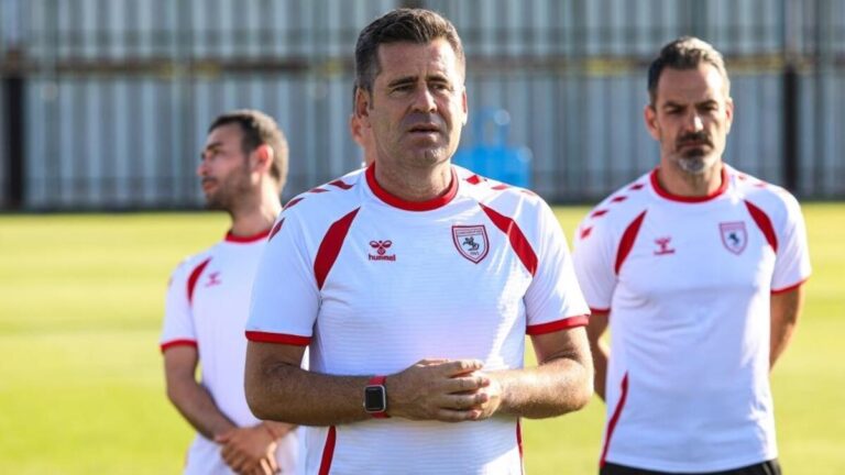 Samsunspor teknik direktörü Hüseyin Eroğlu: Başarı geride kaldı, Süper Lig’e bakacağız