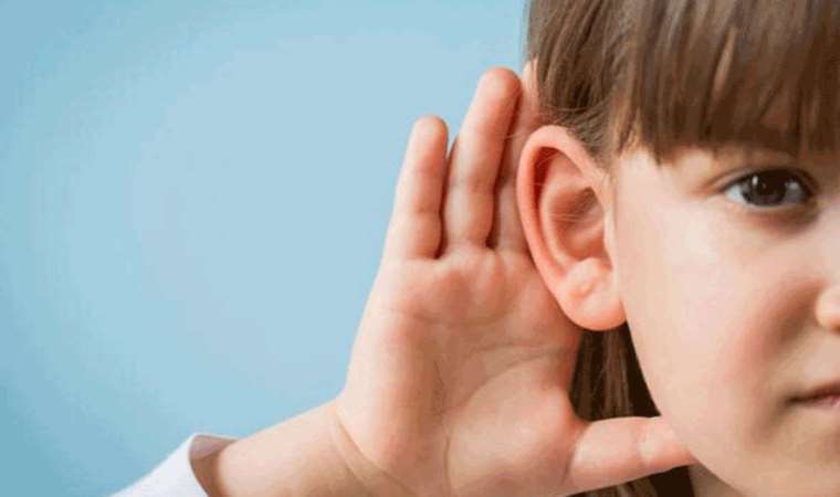 Estetik uzmanı uyardı: ‘Kepçe kulak ameliyatının ilkokul döneminde yapılması ideal’