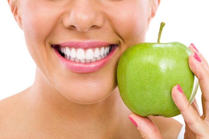 Hl5 kolajen takviyesinin ağız ve diş sağlığına etkileri: genç görünmenin ötesinde
