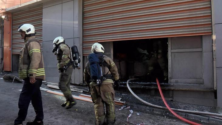 İstanbul’da korkutan yangın: 19 işçi kurtarıldı